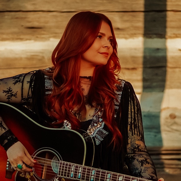 Meet your Posher, Lucie - Picture 1 of 1